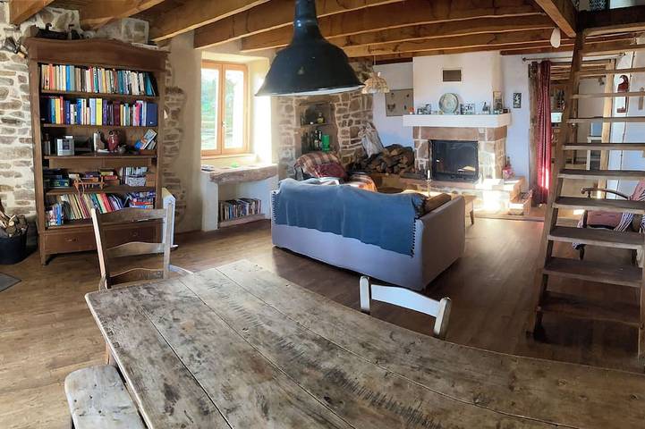 Location de vacances pour 5 personnes, avec jardin et terrasse à Saint-Laurent-d'Olt - 4