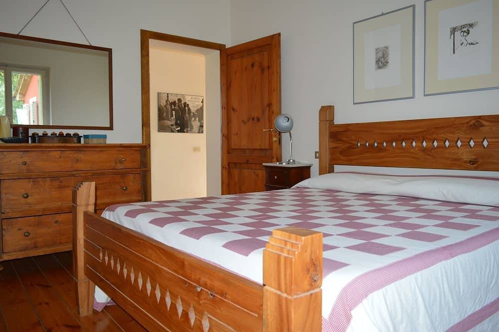 Luxury Villa with large Pool and breathtaking mountain views in Perugia, Perugia Province