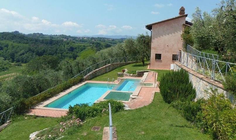 Villa für 12 Personen, mit Whirlpool und Garten sowie Pool in Casciana Terme Lari