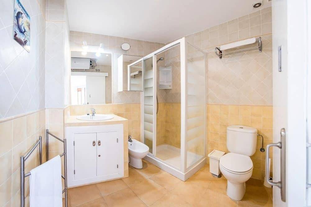 Entire apartment, Enjoy stunning sea views from this gorgeous beach front Apartment in Zahara de los Atunes, Barbate