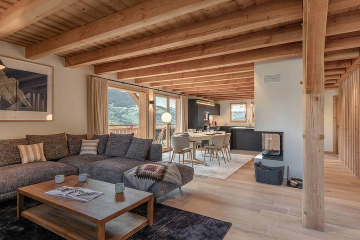 Chalet pour 10 personnes, avec Balcon et Terrasse ainsi que Jardin et Sauna à Praz-sur-Arly