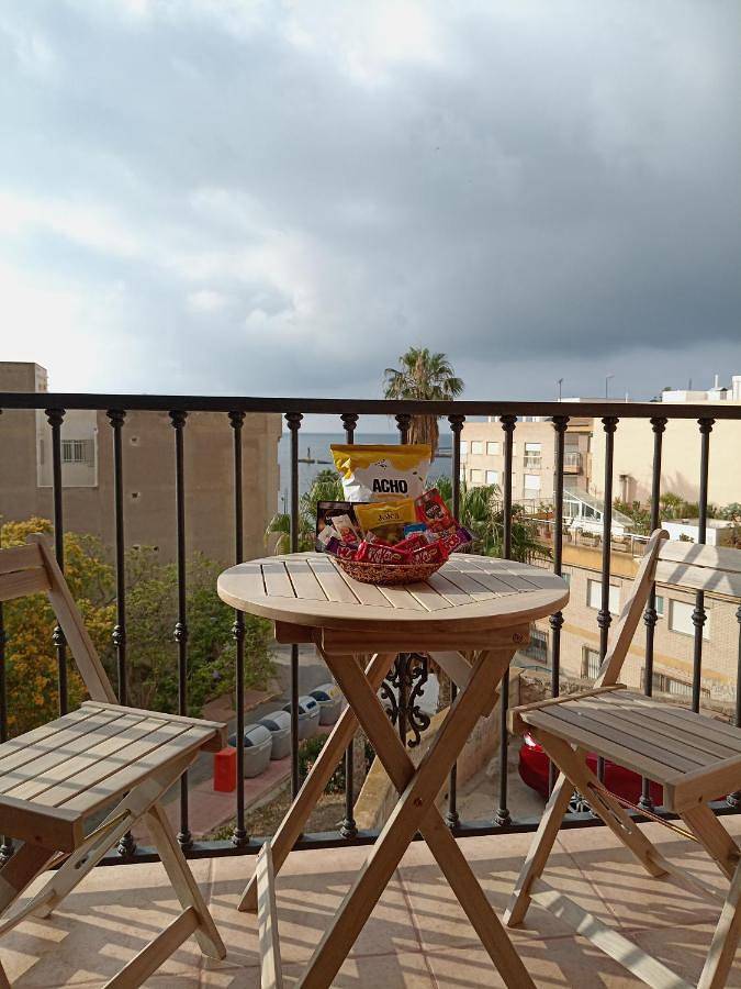 Ferienwohnung für 3 Personen, mit Balkon und Ausblick - 1