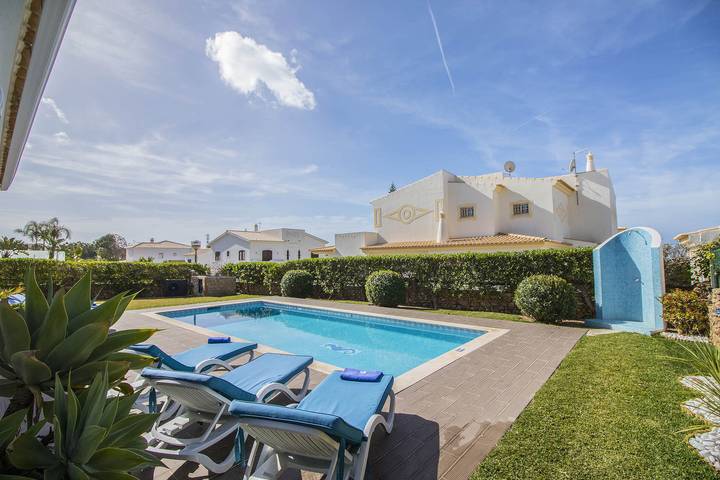 Location de vacances pour 8 personnes, avec jardin et terrasse dans Galé - 4