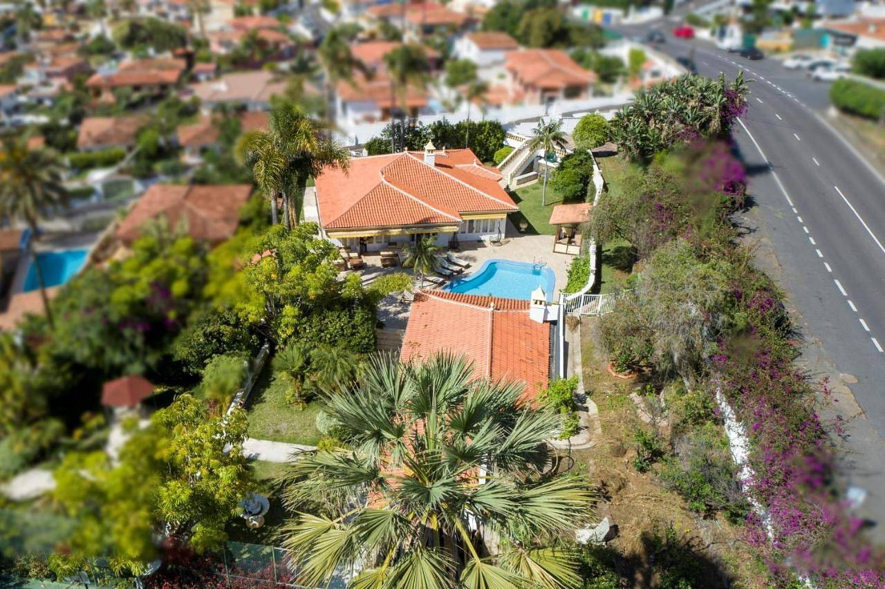 Villa with Private Pool in Risco Caido, La Orotava