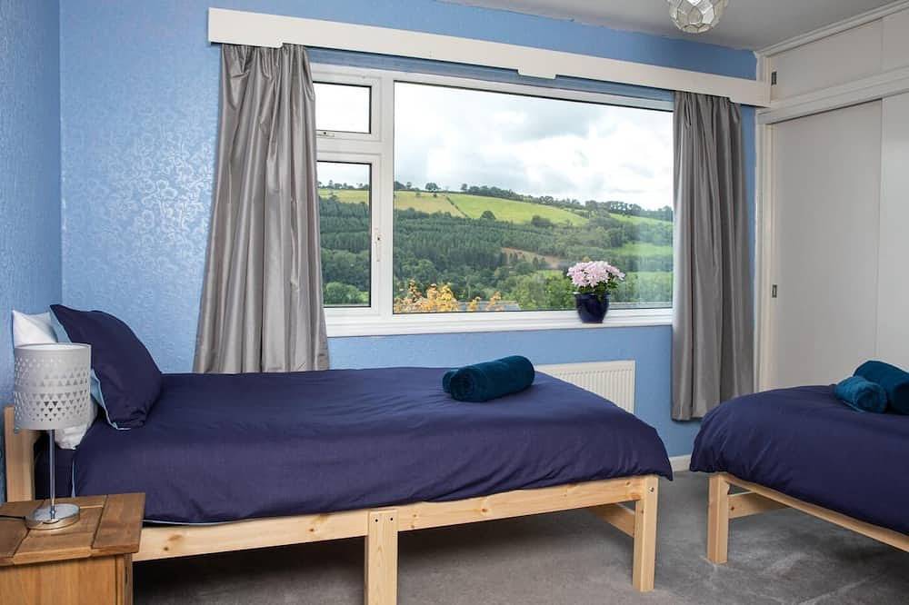 6 Bed in Brecon (oc-bn413) in Brecon, Brecon Beacons