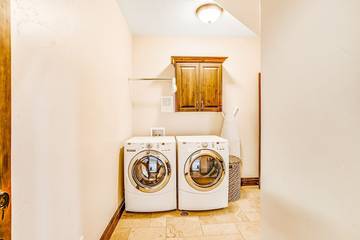 Vacation House for 10 Guests in Hurricane, Zion National Park, Picture 4