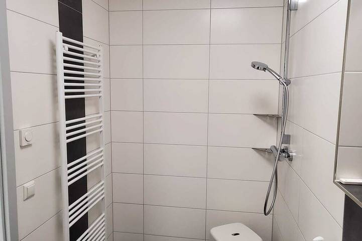 Ganze Wohnung, Moderne barierefreie Fw mit Gartenzugang und Terasse in Plauen, Chemnitz und Umgebung