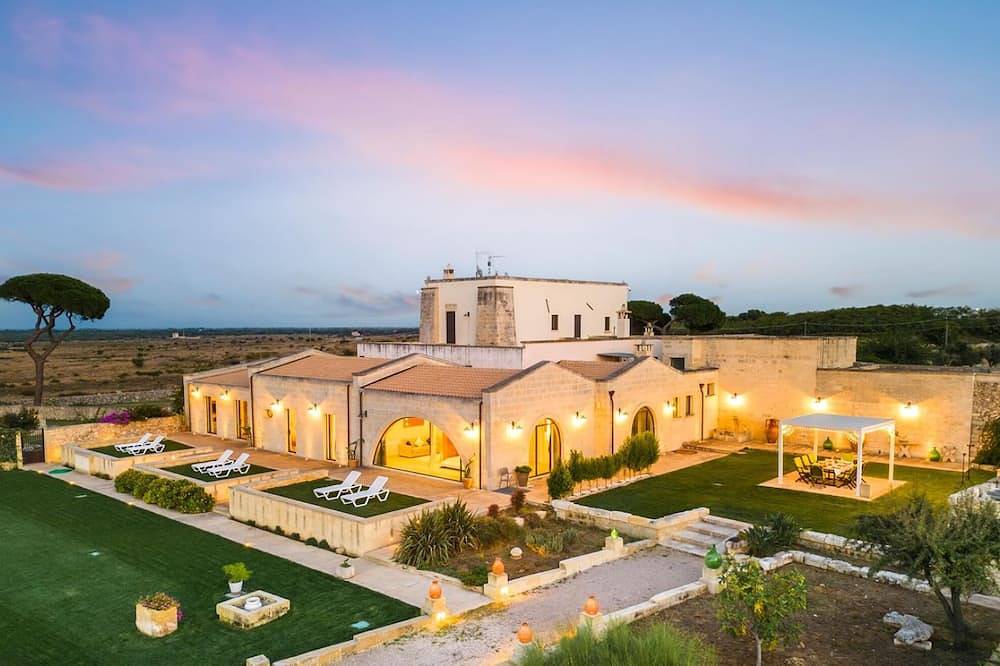 Luxury Villa in Salento, Minutes from Beaches and Lecce in Lecce, Province de Lecce