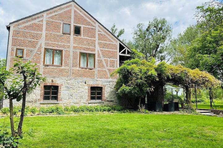 Maison de vacances pour 8 personnes, avec jardin à Rochefort (Wallonie)