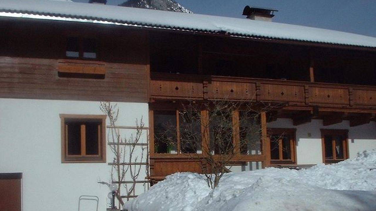 Ganze Ferienwohnung, Ferienwohnung für 5 Personen (60 m²) in Steinberg am Rofan in Steinberg am Rofan, Kaisergebirge