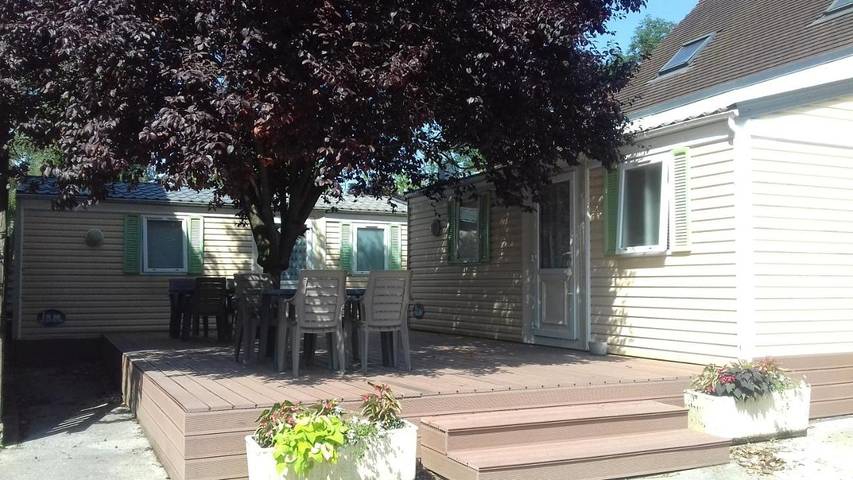 Location de vacances pour 6 personnes, avec terrasse à Pesmes - 2