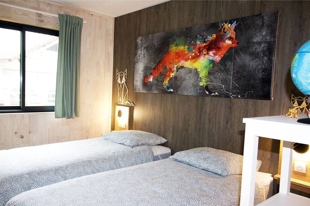 Le Renard Air-Conditioned Wooden House in Doucier, Jura