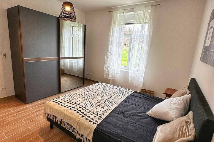 Gîte pour 8 personnes dans Bining - 4