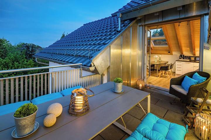 Ferienwohnung für 8 Personen, mit Balkon und Garten in Bensheim