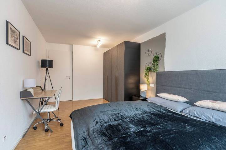 Ganze Wohnung, Exquis 3 Zimmer Design Apartment Louis I Parkplatz I Balkon I Zentrum I Familien in Böblingen, Landkreis Böblingen