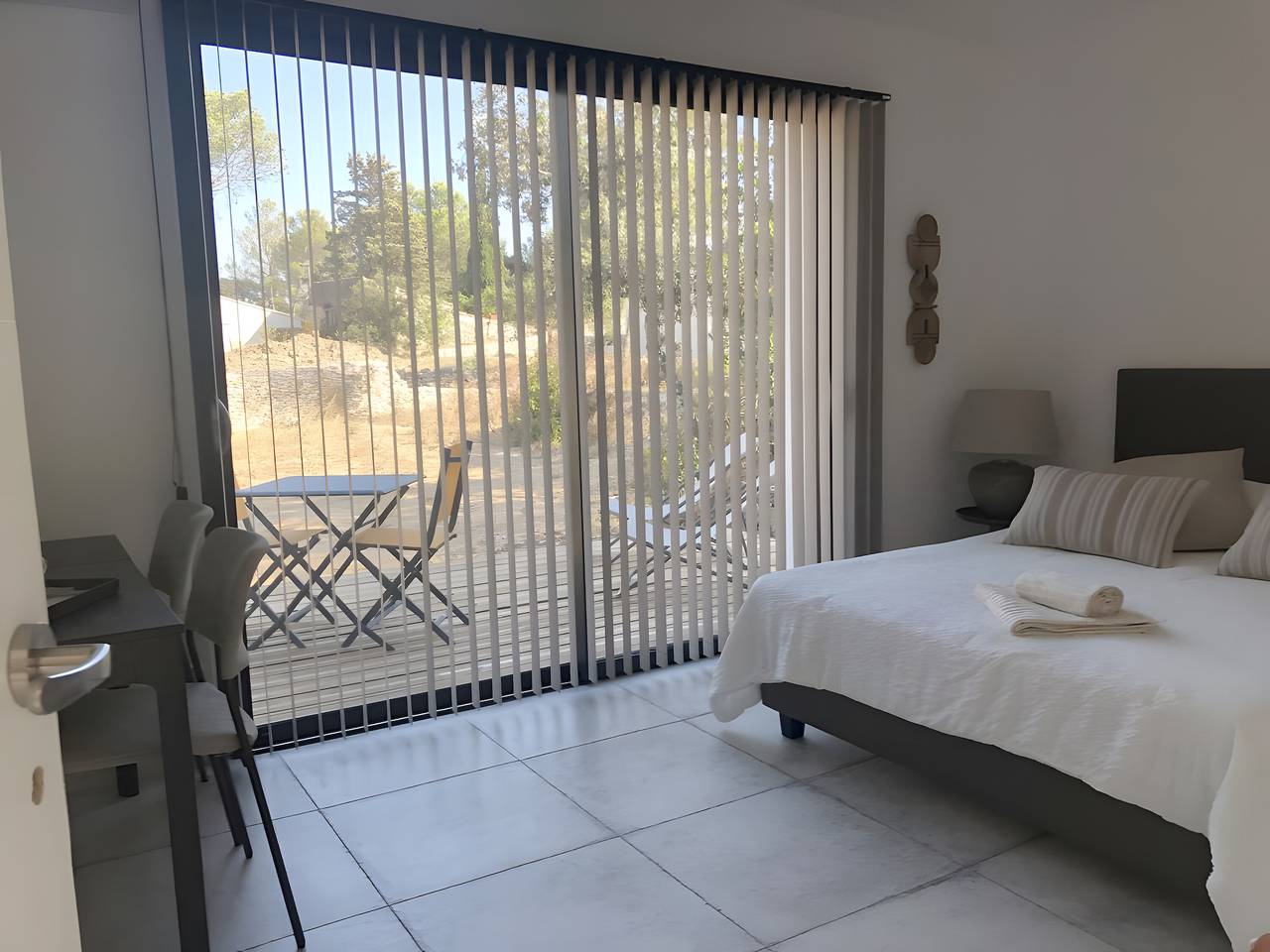 Gästezimmer 'Le Clos Des Cigales' mit Wlan und Klimaanlage in Nîmes, Nimes und Umgebung