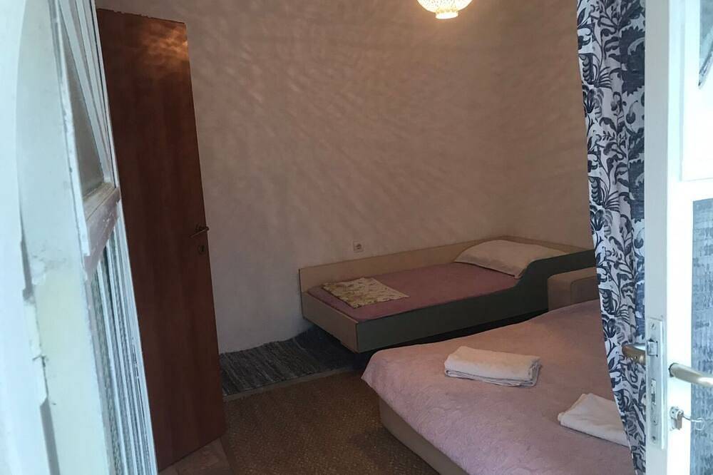 Ganze Wohnung, Ferienwohnung in Pisak mit Meerblick, Terrasse, Klimaanlage, W-Lan (5023-3) in Pisak, Split-Dalmatien