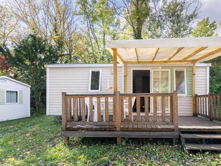 Camping pour 4 personnes, animaux acceptés dans le Puy-de-Dôme - 2