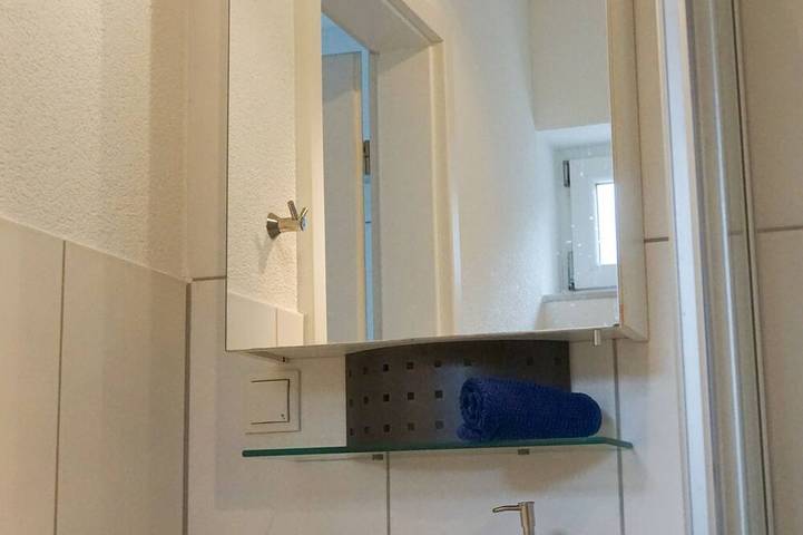 Appartement entier, Neureut Vacation Rental: Sleep Soundly, Discover Karlsruhe in Karlsruhe, Plaine du Rhin