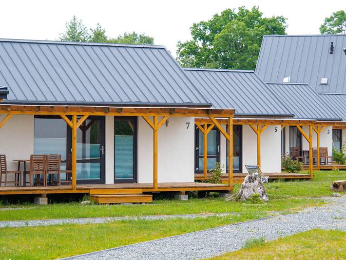 Komfortable Ferienhäuser, Jezierzany in Neuenhagen, Amt, Powiat Sławieński