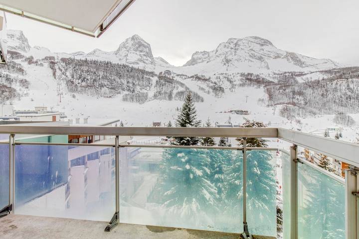 Gîte pour 6 personnes, avec balcon dans Vallée d'Ossau - 2