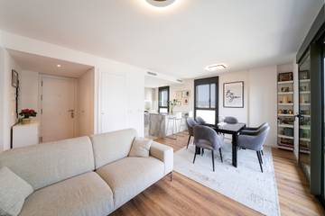 Apartment for 3 People in Cornellà de Llobregat, Baix Llobregat, Photo 2