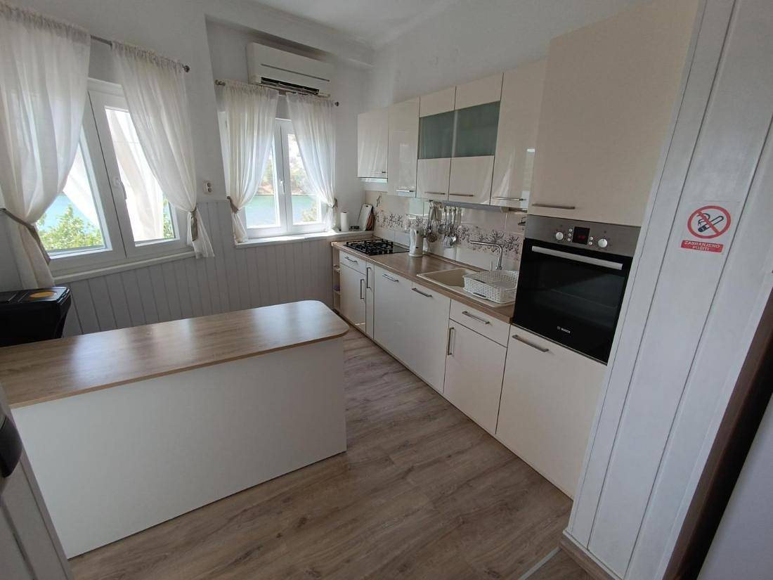 Ganze Wohnung, Maria Apartments Zaton - Wohnung 2 Stock in Raslina, Šibenik-Knin