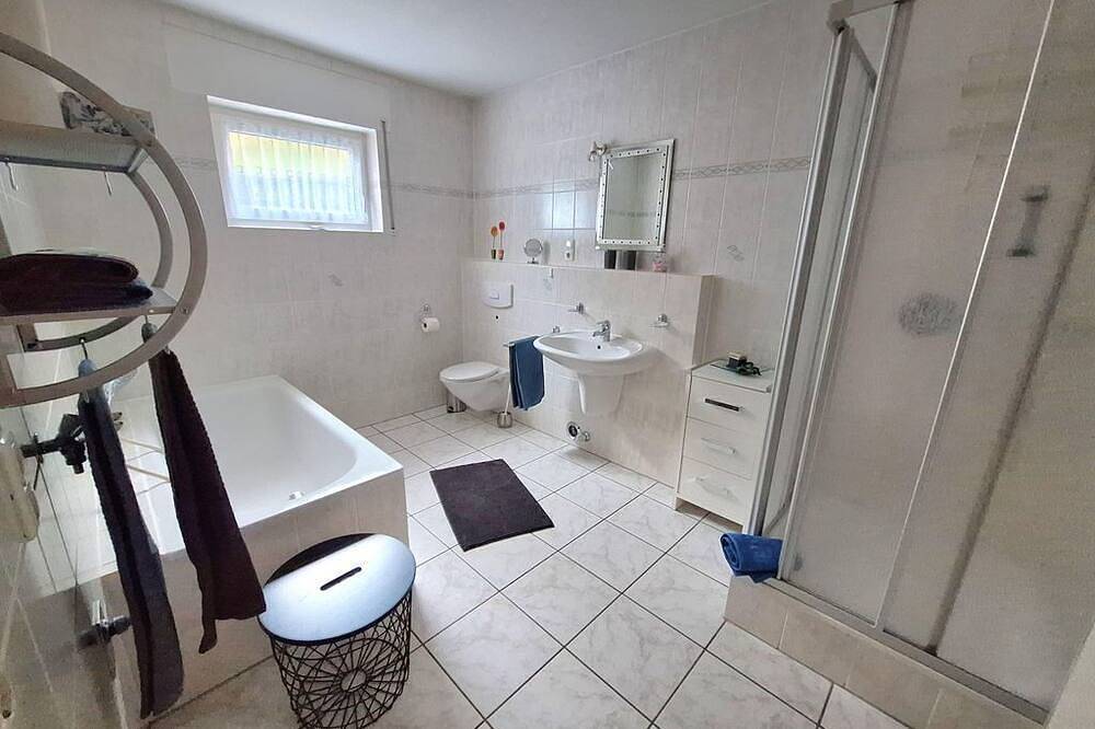 Geheel appartement, Vacation apartment Weyers family - 2-bed apartment in Iep, Cochem-Zell