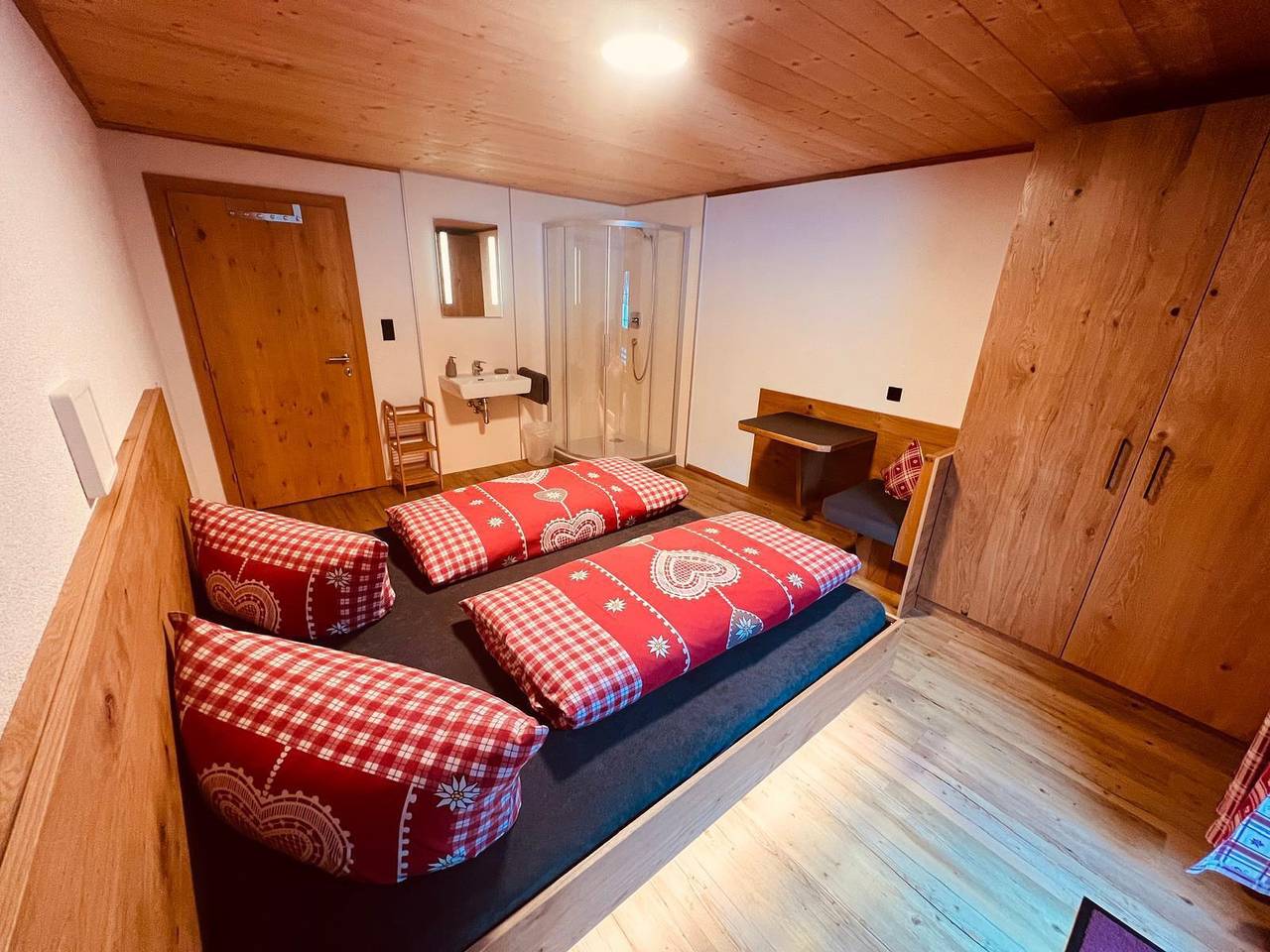 Ganze Ferienwohnung, Ferienhaus Beate in Hägerau, Steeg