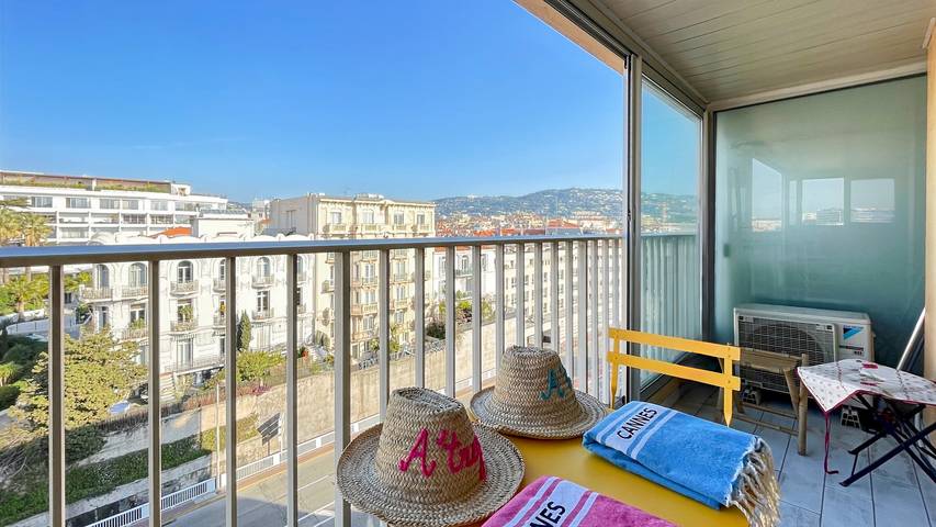 Gîte pour 2 personnes, avec balcon/terrasse dans Cinema Les Arcades Ales - 3