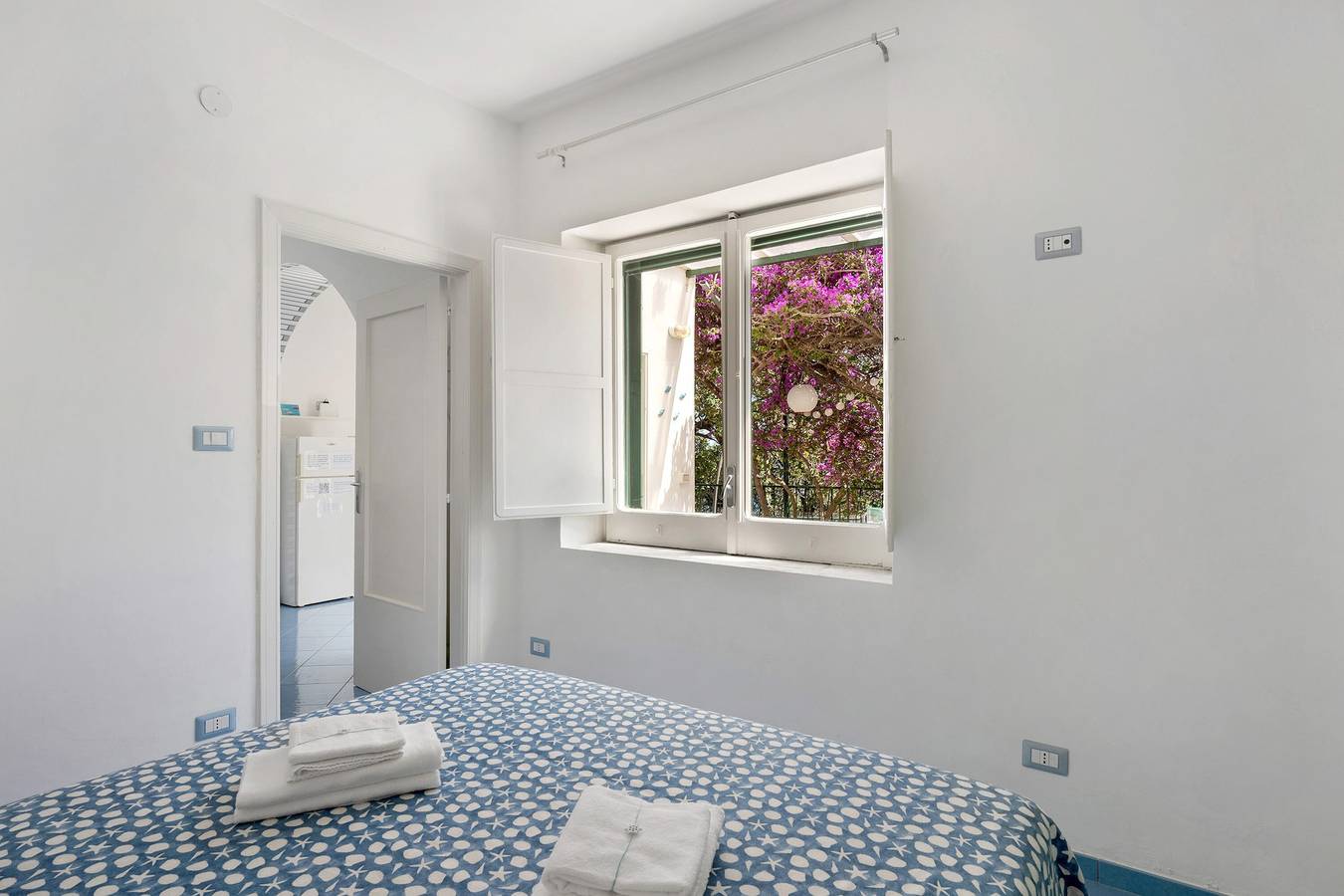 Appartement 'Blue Amalfi Coast' met zeezicht, wifi en airconditioning, foto 12