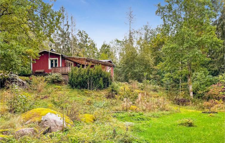 Ferienhaus für 5 Personen, mit Terrasse und Garten sowie Sauna und Seeblick in Gullspang