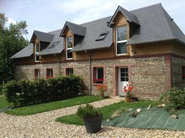 Gîte pour 4 personnes, avec jardin à Criquetot-l'Esneval
