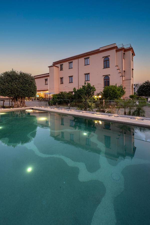 B&b per 4 persone, con panorama e giardino nonché piscina e sauna in Sant'Agnello