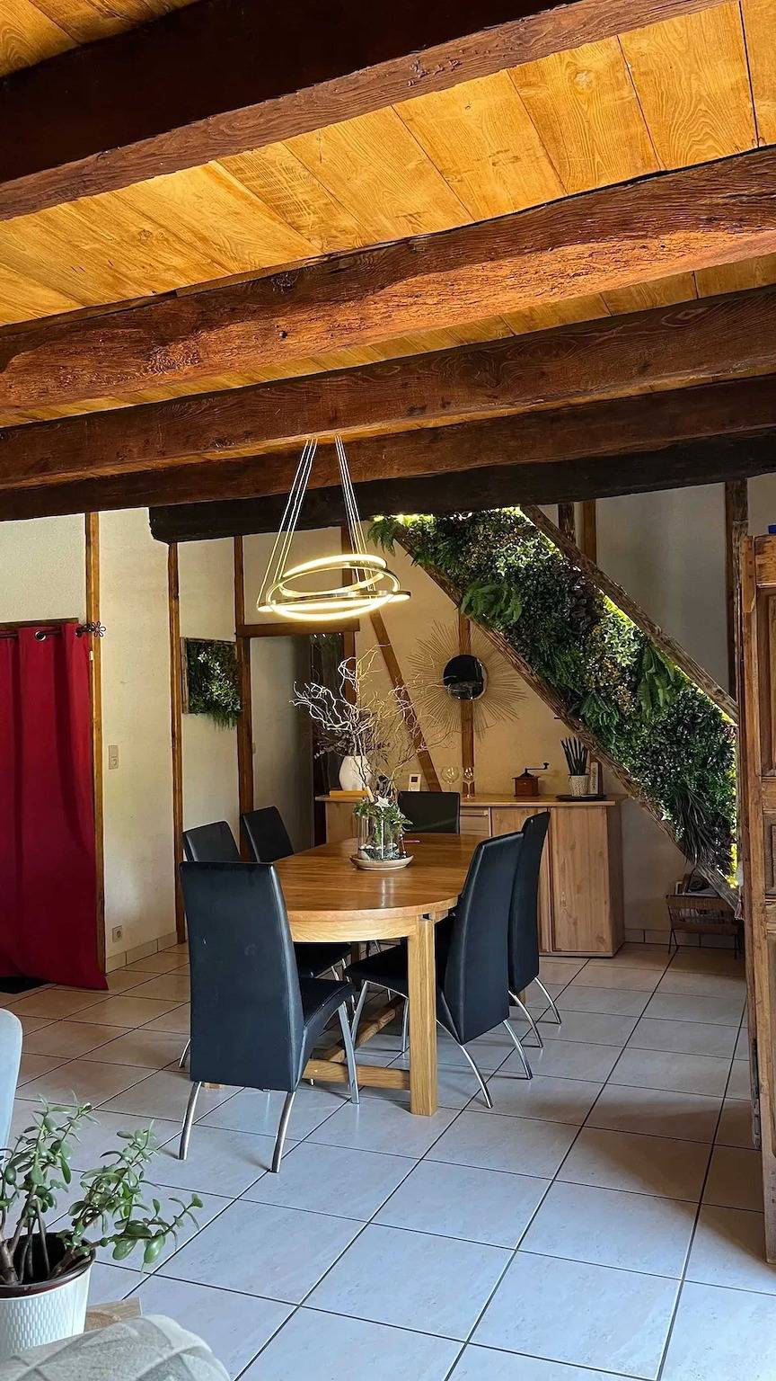 Geräumige Villa mit Pool in Bas-Ségala in La Bastide-l'Évêque, Aveyron