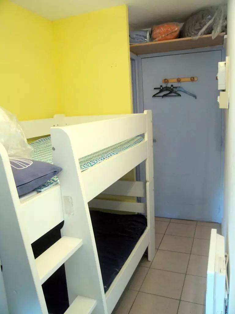 Estudio entero, Planta baja: Studio Cabine 4 plazas con plaza de aparcamiento in Port-la-Nouvelle, Region de Narbonne