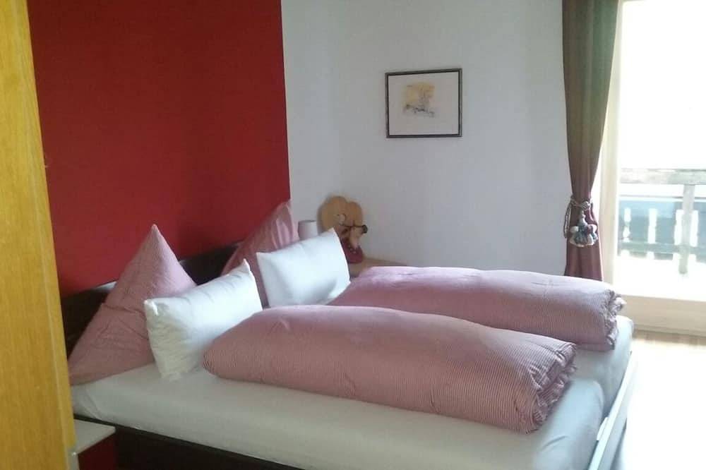 Entire apartment, Apartment Niekerken - Apartment in Rottach-Egern, Bavarian Alps