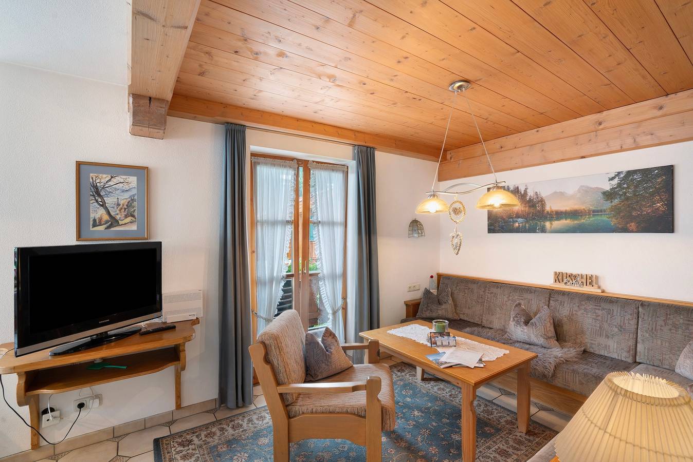 Cały apartament, Apartment 'Silberdistel Nr 3' with Mountain View, Shared Garden and Wi-Fi in Mittenwald, Alpy Bawarskie
