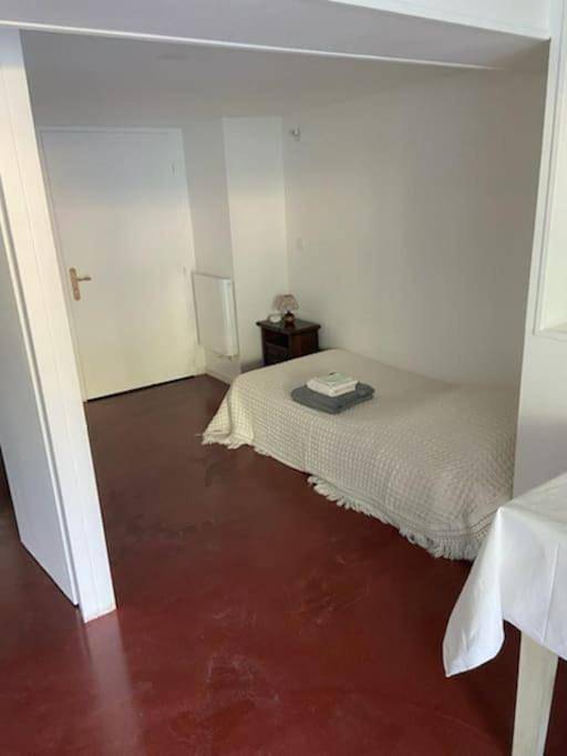 Gîte pour 2 personnes, avec terrasse et jardin à La Bastide - 3