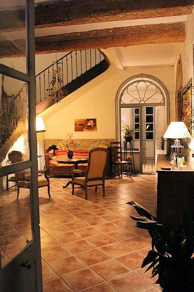 Demeure Saint Vincent - Chambre Vieille France in Estagel, Parc naturel régional Corbières-Fenouillèdes