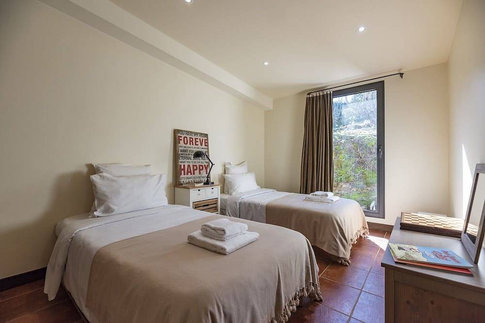 Hübsches kleines Haus, 1 km von den Stränden des Golfs von Sant'Amanza entfernt in Bonifacio, Sartène und Umgebung