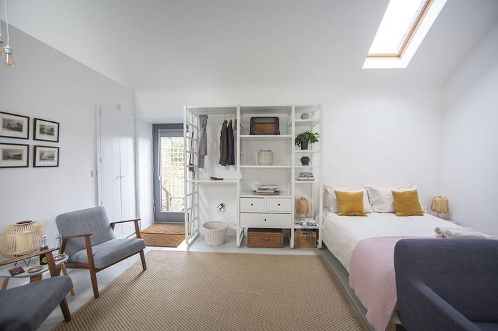 Gardener's Cottage with Stunning Views in Gateshead