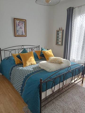 Gîte pour 2 personnes, avec jardin ainsi que terrasse et vue à Chasseneuil-sur-Bonnieure