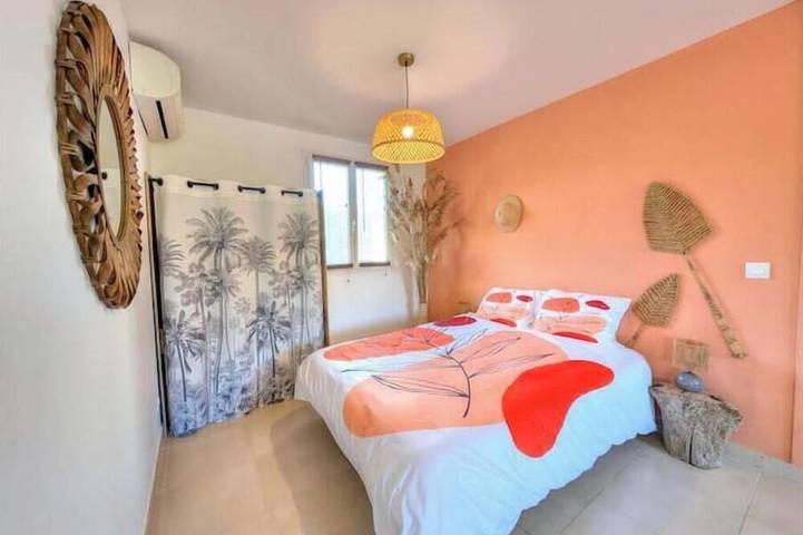 Appartement 2 chambres avec terrasse, piscine et jacuzzi près du centre in Le Cannet-des-Maures, Région de Draguignan