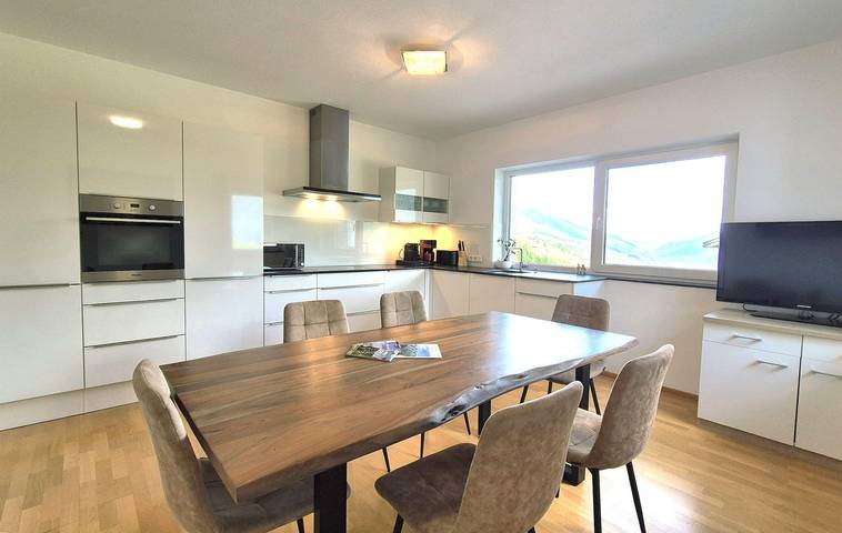 Ferienhaus für 8 Personen, mit Balkon und Whirlpool sowie Terrasse in Wald im Pinzgau - 2
