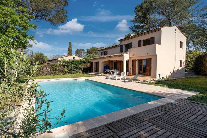 Holiday home for 9 people, with pool and garden - 1