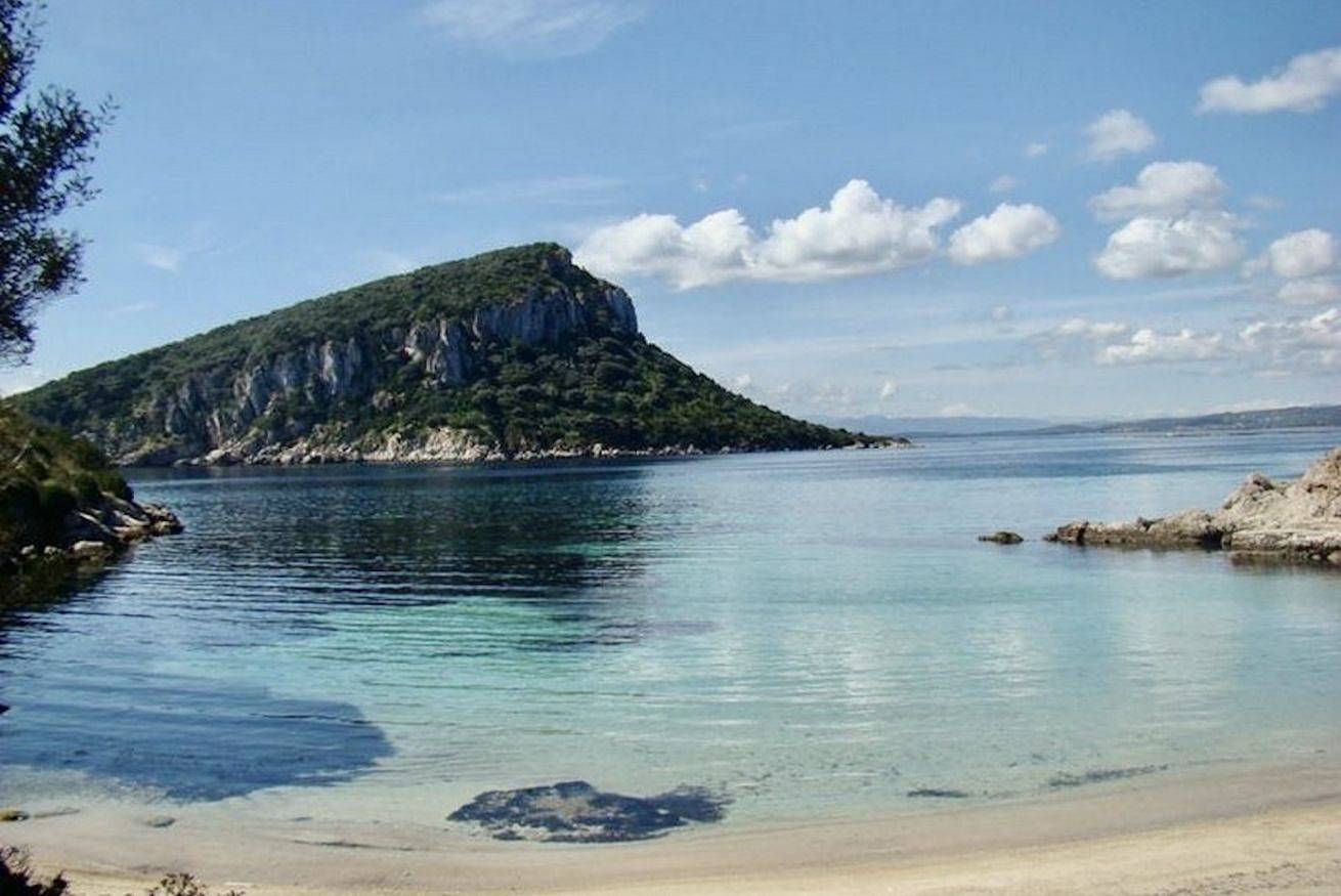 Ganze Wohnung, Baia Bahas two-room apartment 4 with sea view in Villaggio Marineledda, Costa Smeralda