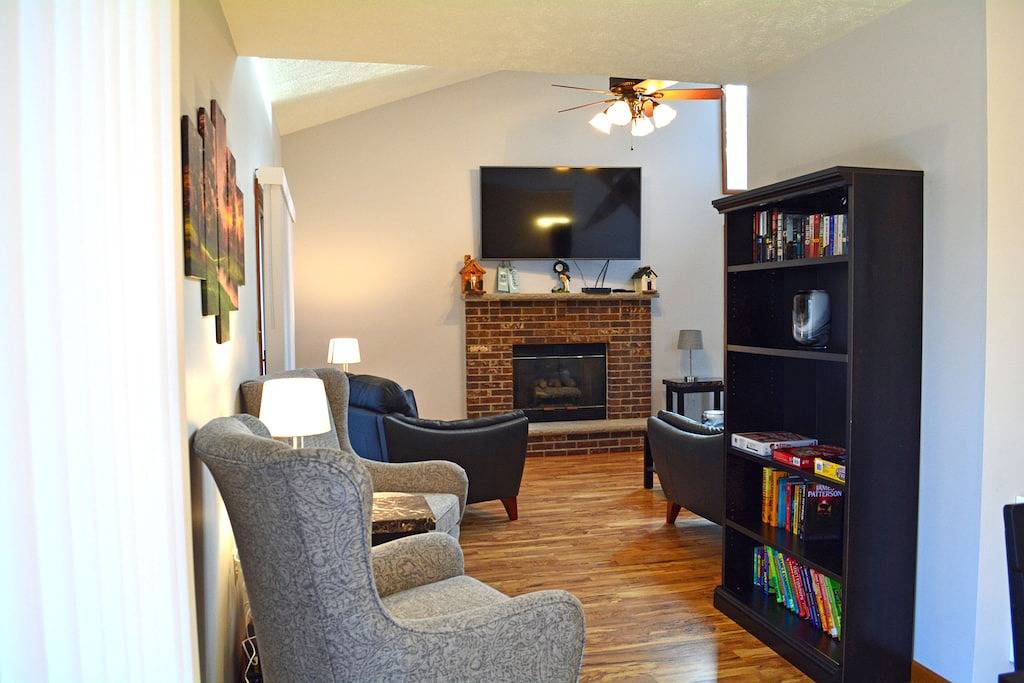 Bereit für die Ferien und die Skisaison! Zeitgenössisches 3 Br Haus in Split Rock in Hickory Run State Park