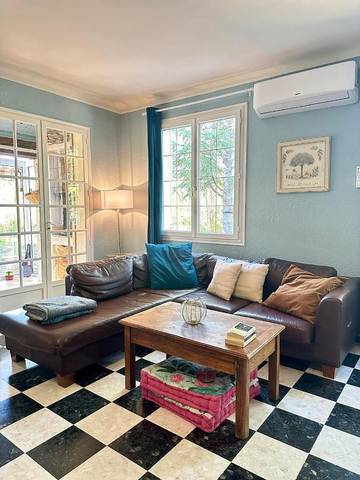 Location de vacances pour 8 personnes, animaux acceptés à Taillades