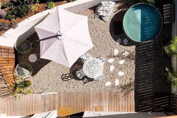 Gîte pour 4 personnes, avec terrasse et jardin